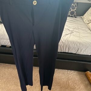 NWOT LILLY PULITZER blue knit pants.